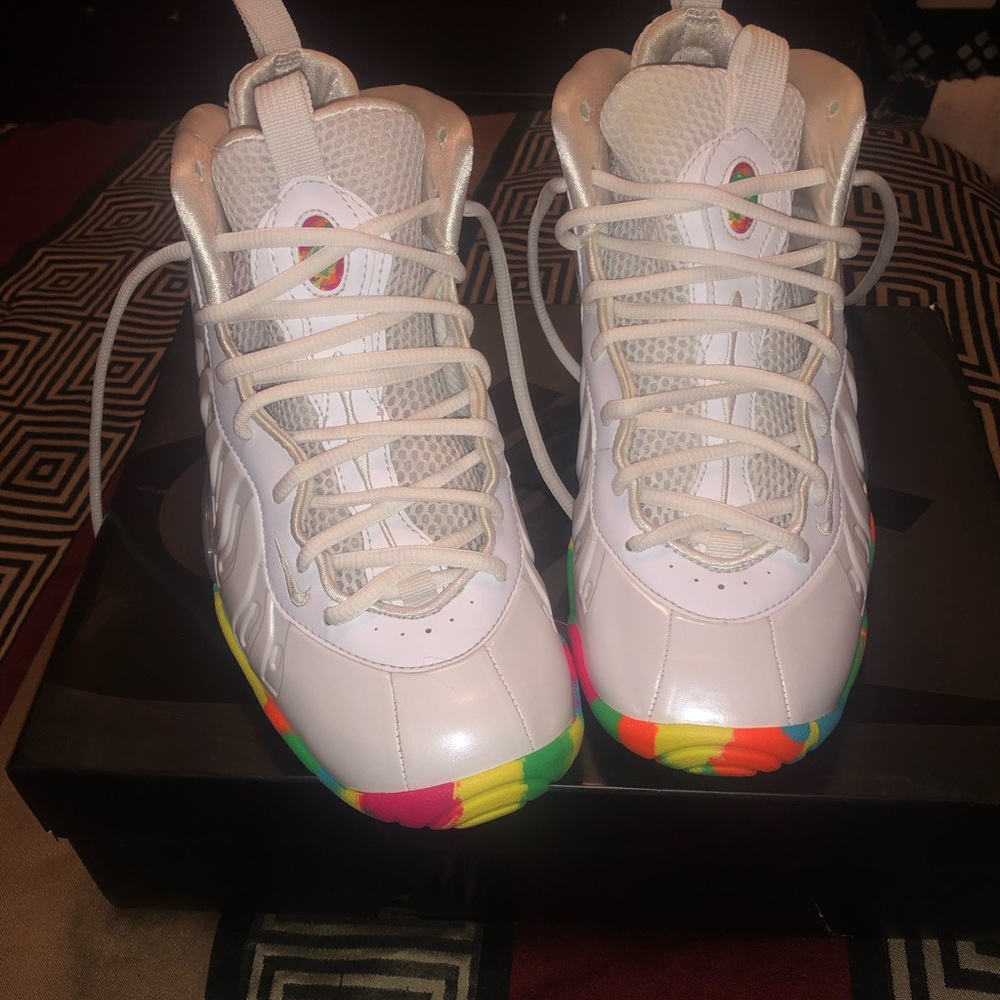 Foam posits